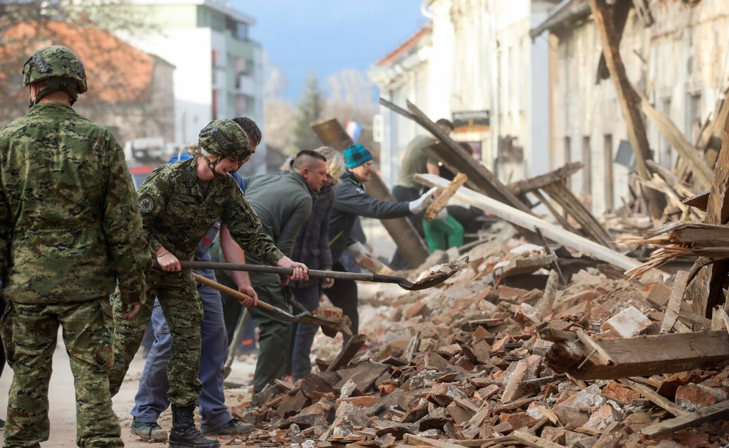 Zagreb – An earthquake hit a town near Croatia’s capital, causing destruction and death on Tuesday.