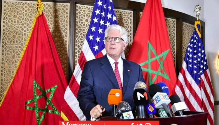 US Ambassador's Signature on the Map of Morocco, a sign of support and recognition