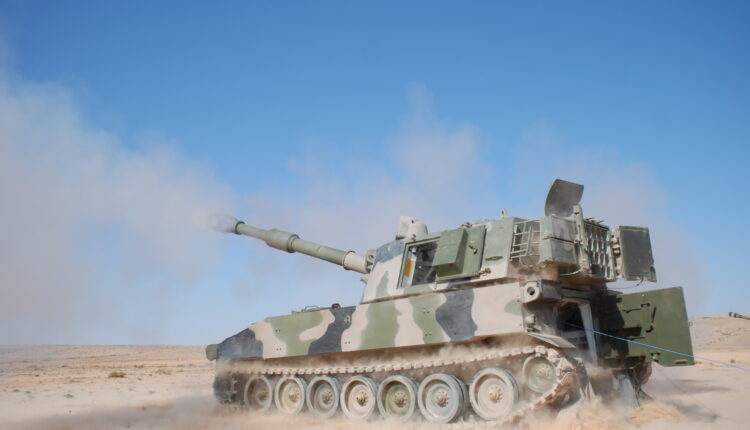 Moroccan Royal Army prepares to Engage the Area of Guerguarat