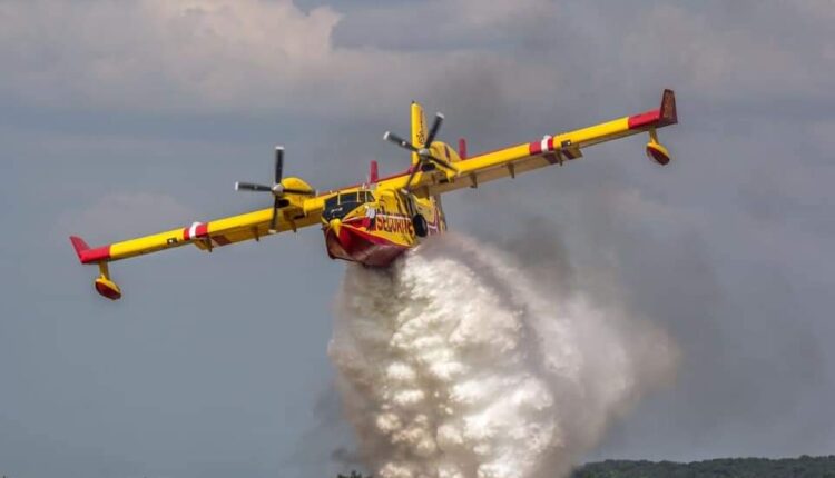 Canadair aircraft