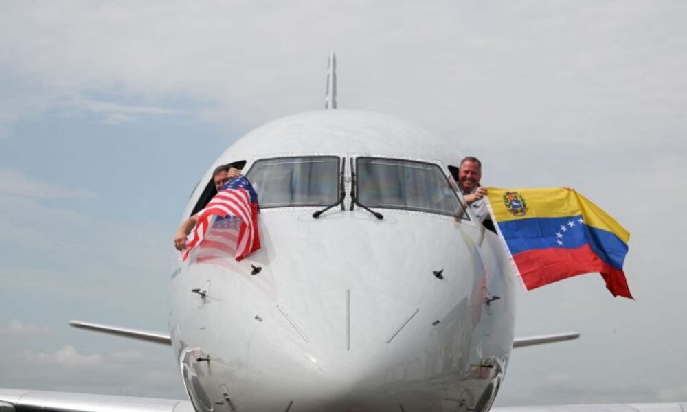 American Airlines plane on first Miami to Caracas direct flight after 7-year suspension