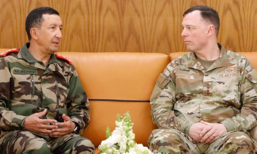Lieutenant General Mohammed Berrid, Inspector General of the Royal Armed Forces and Commander of the South Zone, and General Dagvin Anderson, Commander of U.S. Africa Command (AFRICOM).