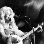 Dolly Parton, whose music and generosity touched generations, has died at 80